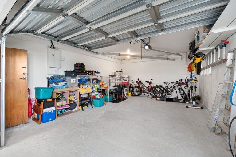 Photo of property in 9 Homebush Road, Khandallah, Wellington, 6035