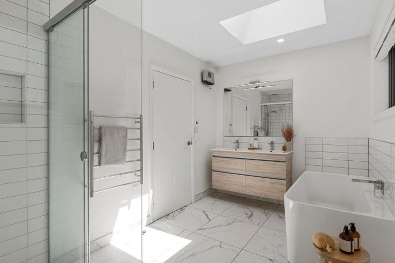 Photo of property in 40 Knowles Street, St Albans, Christchurch, 8052