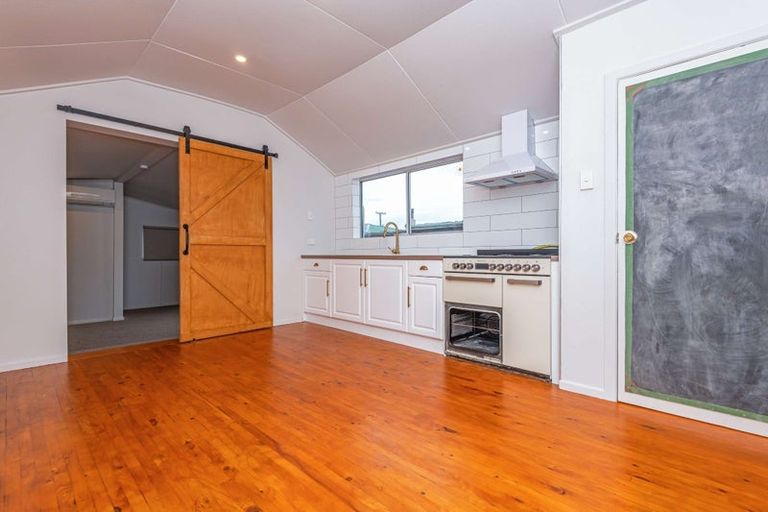 Photo of property in 67 Grey Street, Woodville, 4920