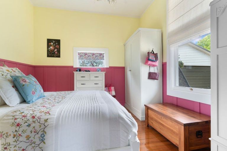 Photo of property in 463 High Street South, Carterton, 5713