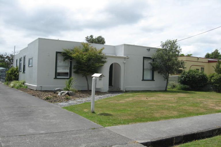 Photo of property in 44 Monckton Street, Feilding, 4702