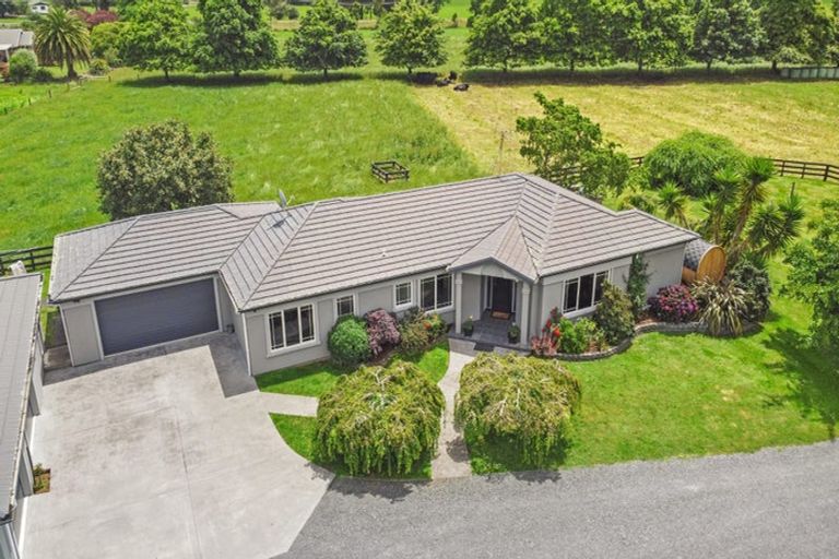 Photo of property in 147 Kiroa Road, Gordonton, Hamilton, 3281