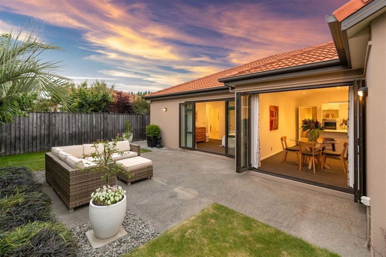 Photo of property in 23 Caleb Place, Northwood, Christchurch, 8051