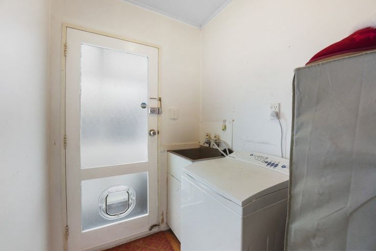 Photo of property in 21a Oakleigh Street, Maungaraki, Lower Hutt, 5010