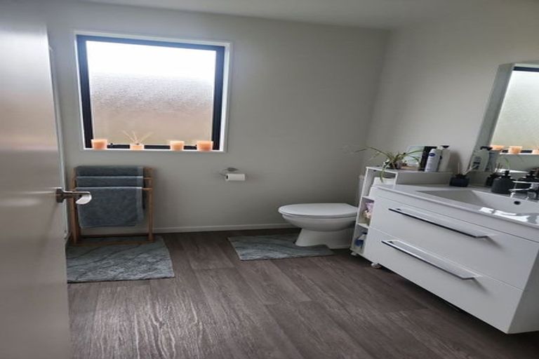 Photo of property in 76 Prado Drive, Pukekohe, 2120