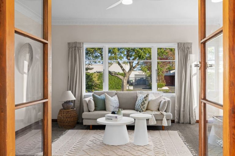 Photo of property in 37 Sanders Avenue, Marewa, Napier, 4110