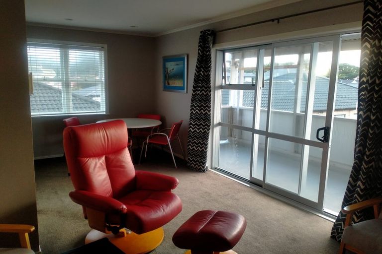 Photo of property in 1/21 Elizabeth Street, Orewa, 0931