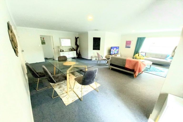 Photo of property in 5 Astrid Court, Awapuni, Palmerston North, 4412