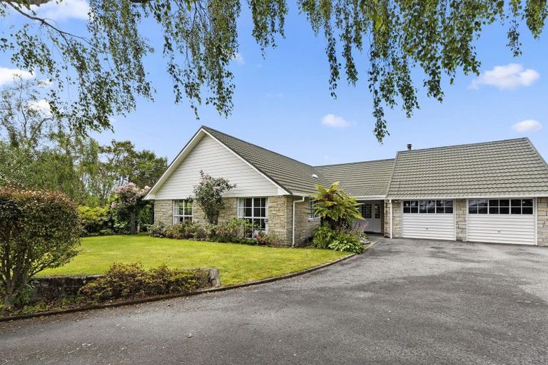 Photo of property in 120 Kawiu Road, Levin, 5510