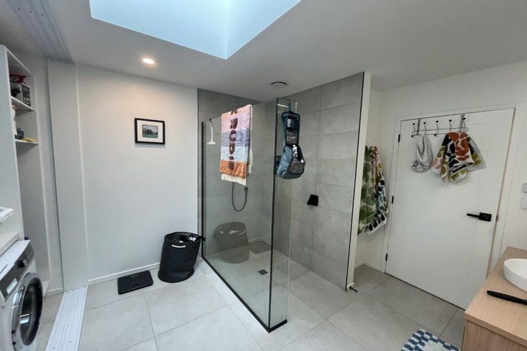 Photo of property in 13a Lorna Street, Lynmouth, New Plymouth, 4310