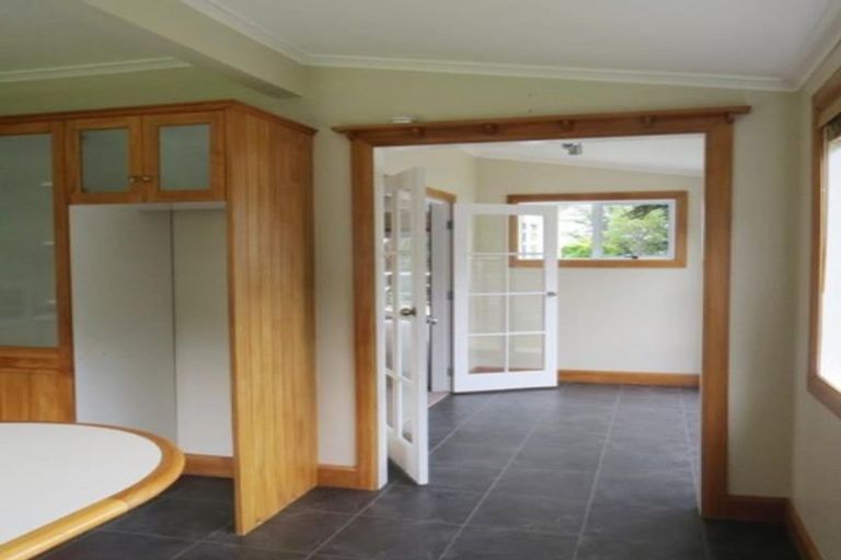 Photo of property in 109 Fulford Street, New Plymouth, 4310