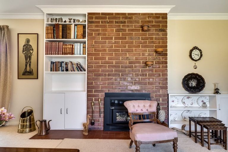 Photo of property in 109 Hamilton Avenue, Ilam, Christchurch, 8041