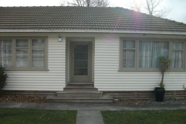Photo of property in 72a Stokes Valley Road, Stokes Valley, Lower Hutt, 5019