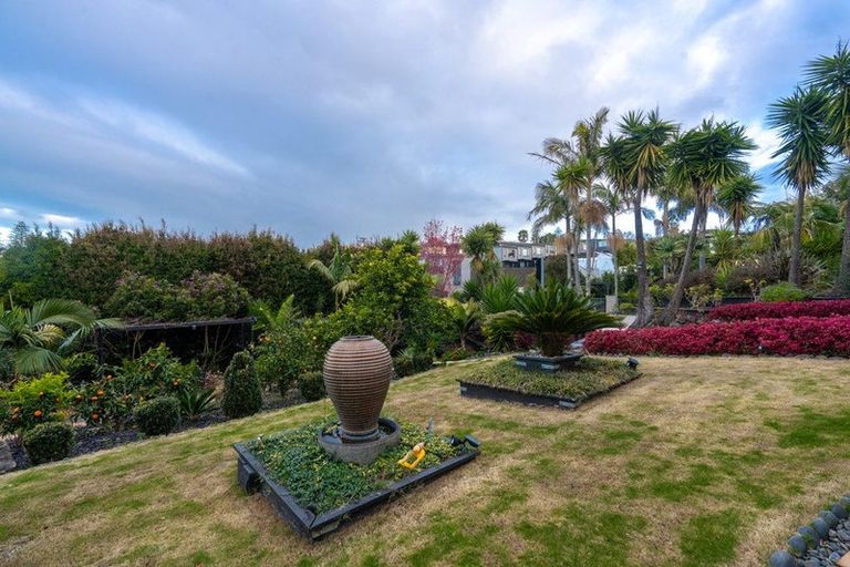 Photo of property in 27 Palmer Crescent, Mission Bay, Auckland, 1071