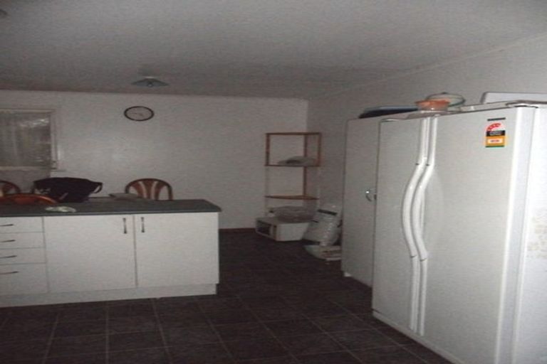 Photo of property in 7 Normandy Place, Henderson, Auckland, 0610