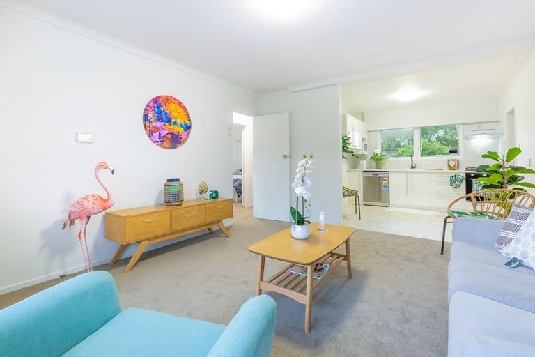 Photo of property in 2/278 Shirley Road, Papatoetoe, Auckland, 2025