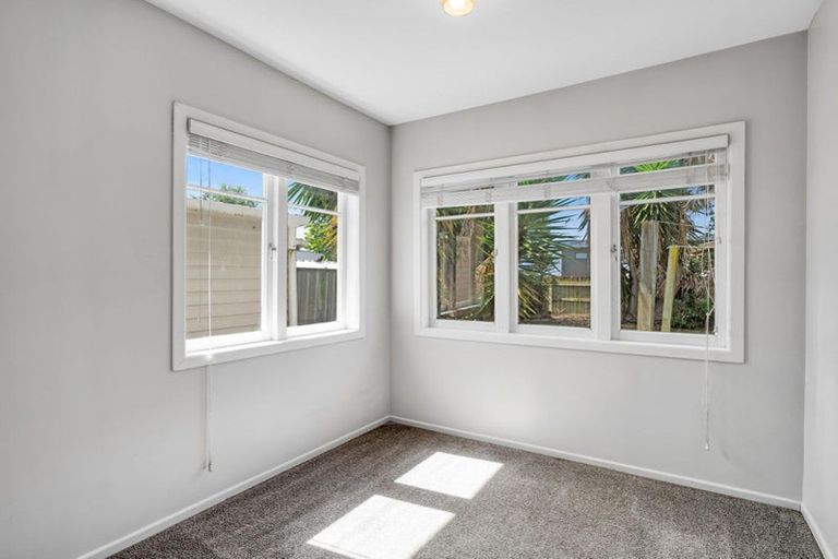 Photo of property in 1/47 Settlement Road, Papakura, 2110