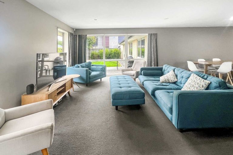 Photo of property in 9 Field Terrace, Upper Riccarton, Christchurch, 8041