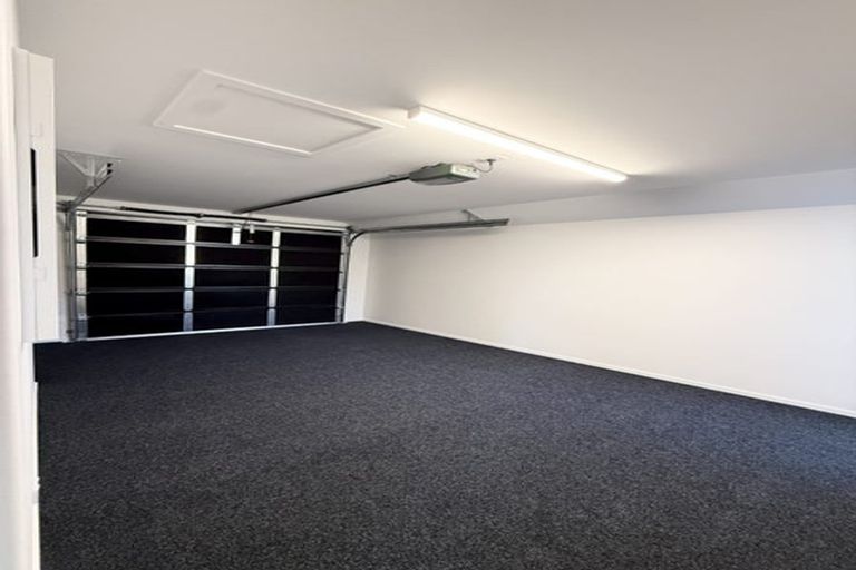 Photo of property in 2/84 Mcmahon Drive, Aidanfield, Christchurch, 8025