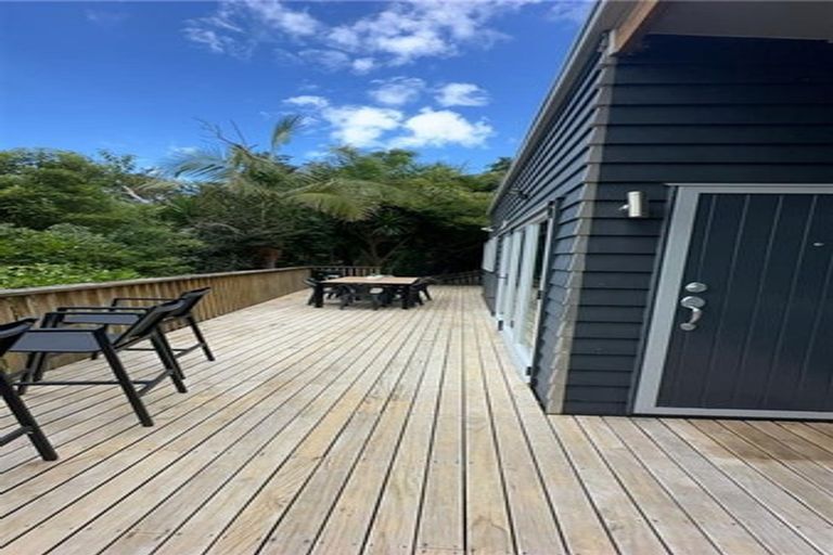 Photo of property in 50 Beach Road, Onerahi, Whangarei, 0110