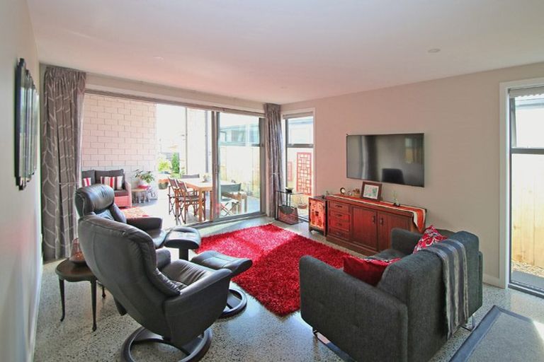 Photo of property in 28 Saint Pauls Drive, Brookfield, Tauranga, 3110