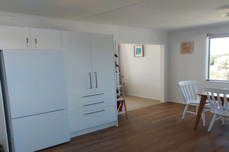 Photo of property in 403 Devon Street West, Lynmouth, New Plymouth, 4310