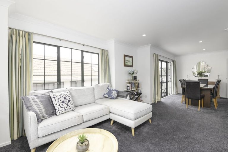 Photo of property in 80 Abilene Crescent, Churton Park, Wellington, 6037