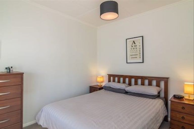 Photo of property in 233 Rintoul Street, Berhampore, Wellington, 6023