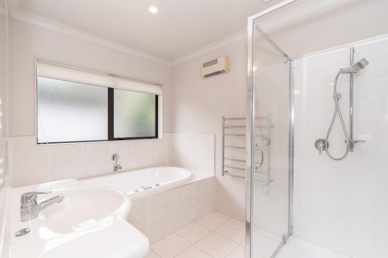 Photo of property in 18 Ludlam Way, Otaki, 5512