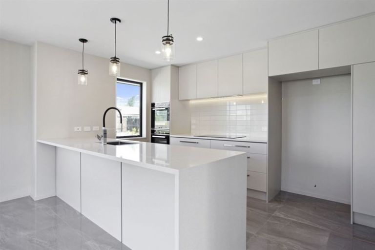 Photo of property in 4 Saxby Lane, Halswell, Christchurch, 8025