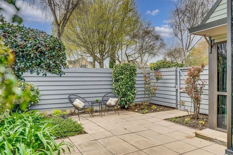 Photo of property in 1/251 Memorial Avenue, Burnside, Christchurch, 8053