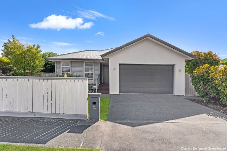 Photo of property in 14 Caithness Street, New Brighton, Christchurch, 8083