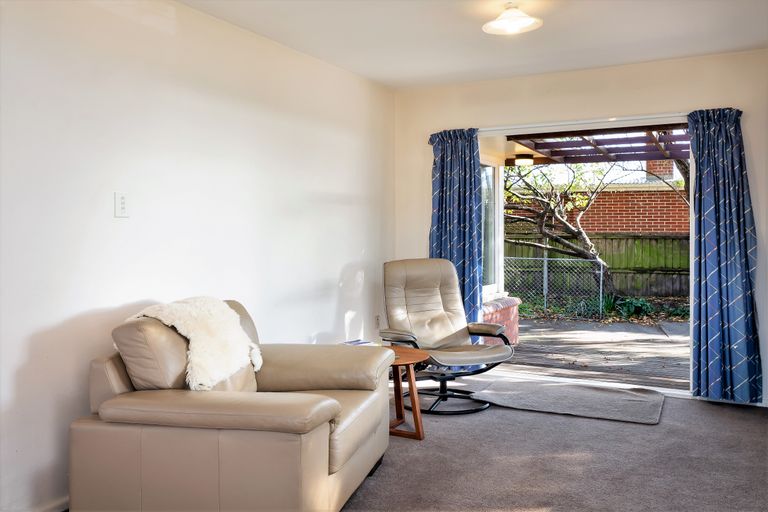 Photo of property in 23 Lochee Road, Upper Riccarton, Christchurch, 8041