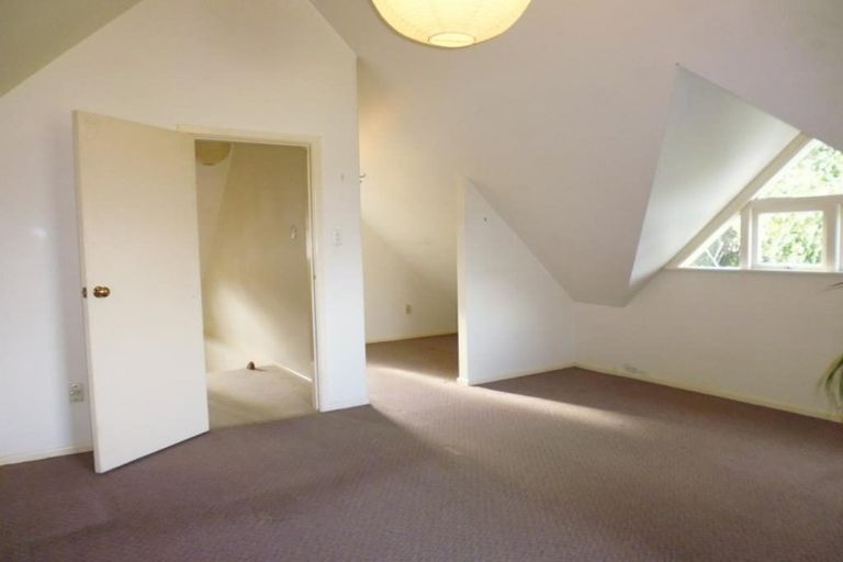 Photo of property in 19 Hugh Duncan Street, Haywards, Lower Hutt, 5018