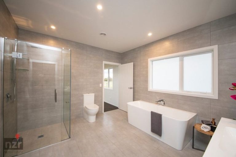 Photo of property in 112 Reid Line West, Feilding, 4777