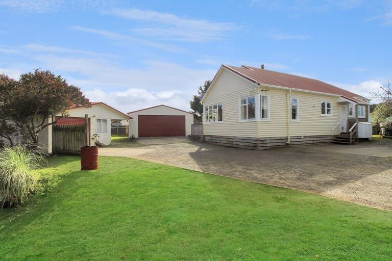 Photo of property in 3 Harrod Avenue, Foxton Beach, Foxton, 4815