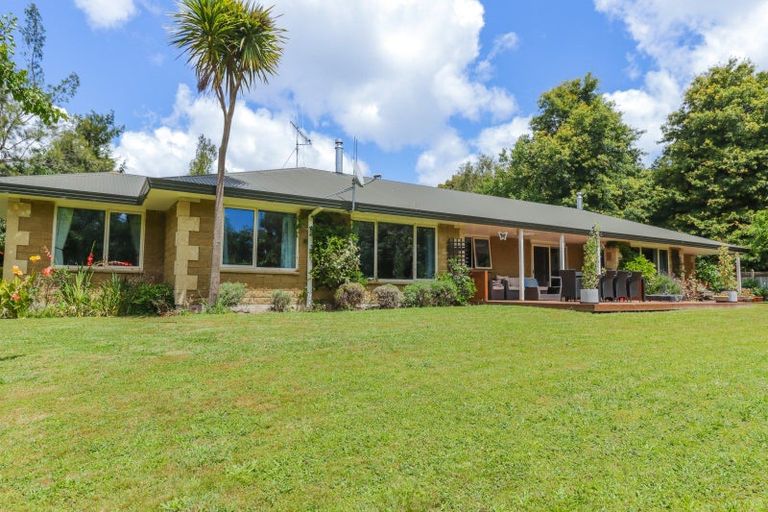 Photo of property in 22 Hillcrest Road, Ashhurst, Palmerston North, 4470