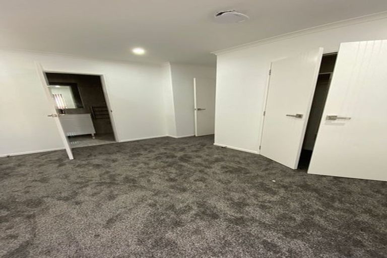 Photo of property in 10c Vickerman Street, Otara, Auckland, 2023