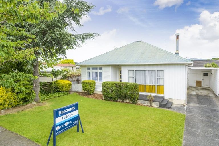 Photo of property in 5 Pencarrow Street, Highbury, Palmerston North, 4412