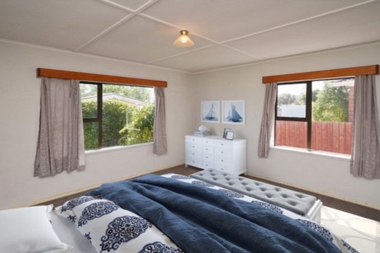 Photo of property in 43 Dunarnan Street, Avonside, Christchurch, 8061