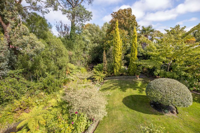 Photo of property in 17a Hamilton Avenue, Ilam, Christchurch, 8041