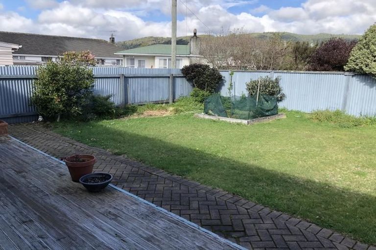 Photo of property in 63 Ararino Street, Trentham, Upper Hutt, 5018