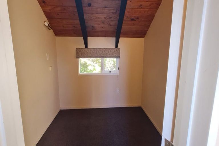 Photo of property in 39 Robieson Street, Roseneath, Wellington, 6011