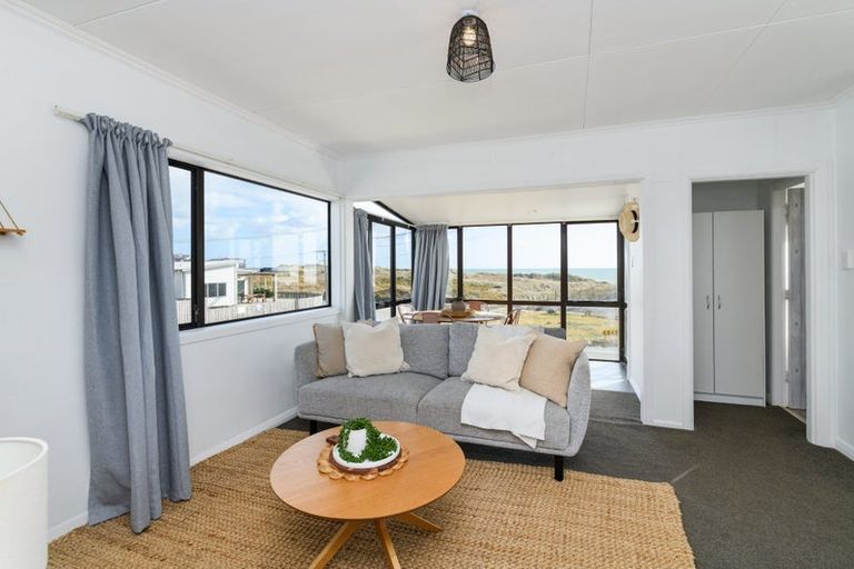 Photo of property in 21 Ocean Beach Street, Foxton Beach, Foxton, 4815