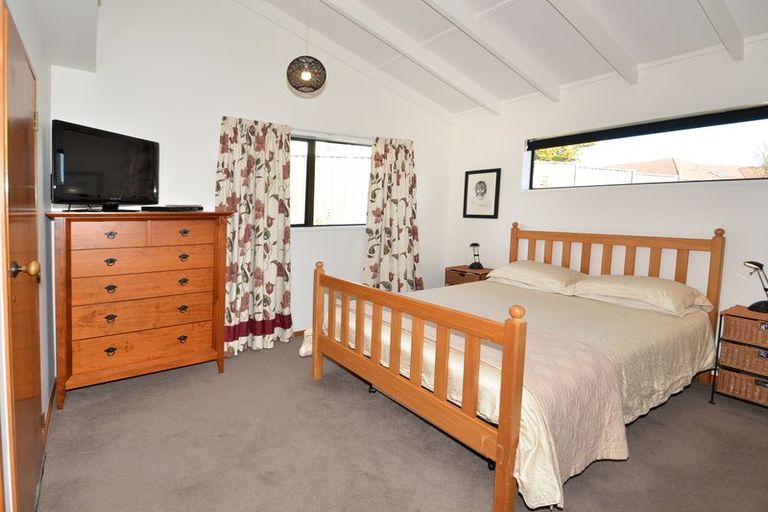 Photo of property in 28 Coolock Crescent, Waverley, Dunedin, 9013