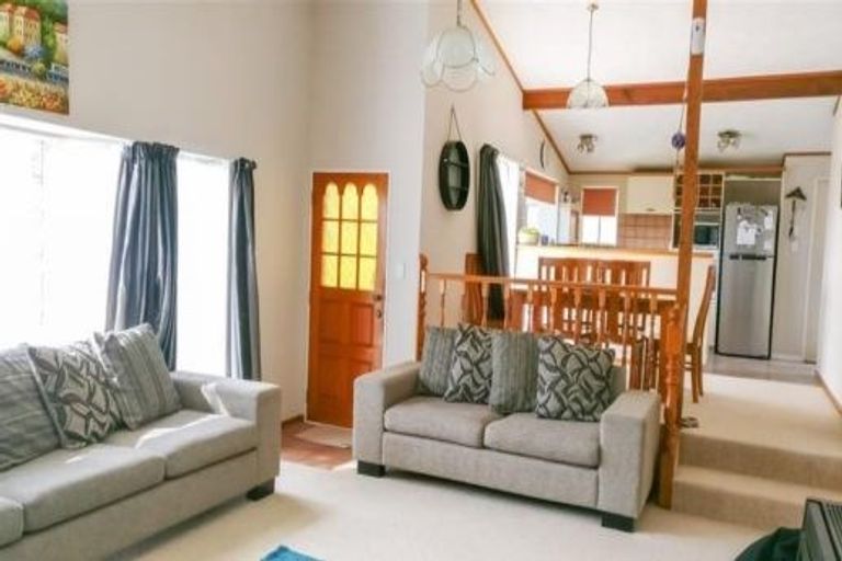 Photo of property in 4 Mcewan Place, Fitzroy, Hamilton, 3206