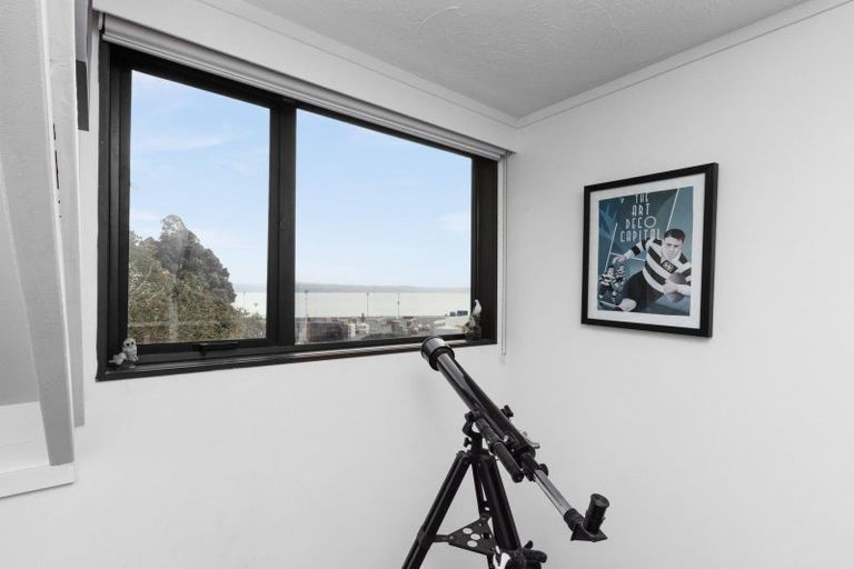 Photo of property in 15 Hornsey Road, Bluff Hill, Napier, 4110