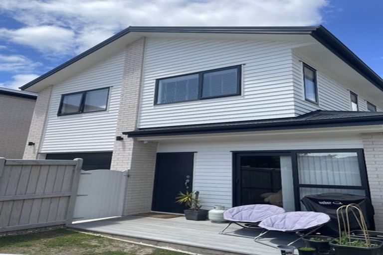 Photo of property in 79b Chilcott Road, Henderson, Auckland, 0612