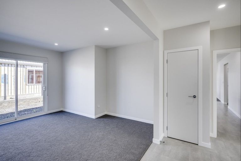 Photo of property in 48 Kenny Road, Te Awa, Napier, 4110