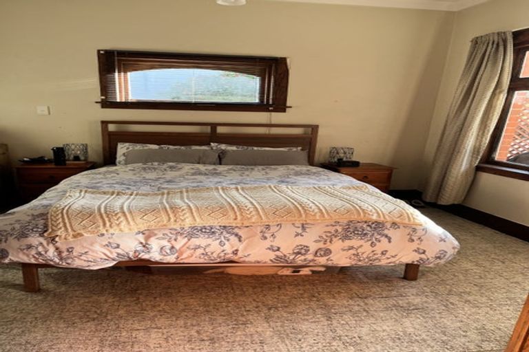 Photo of property in 1/184 The Parade, Island Bay, Wellington, 6023